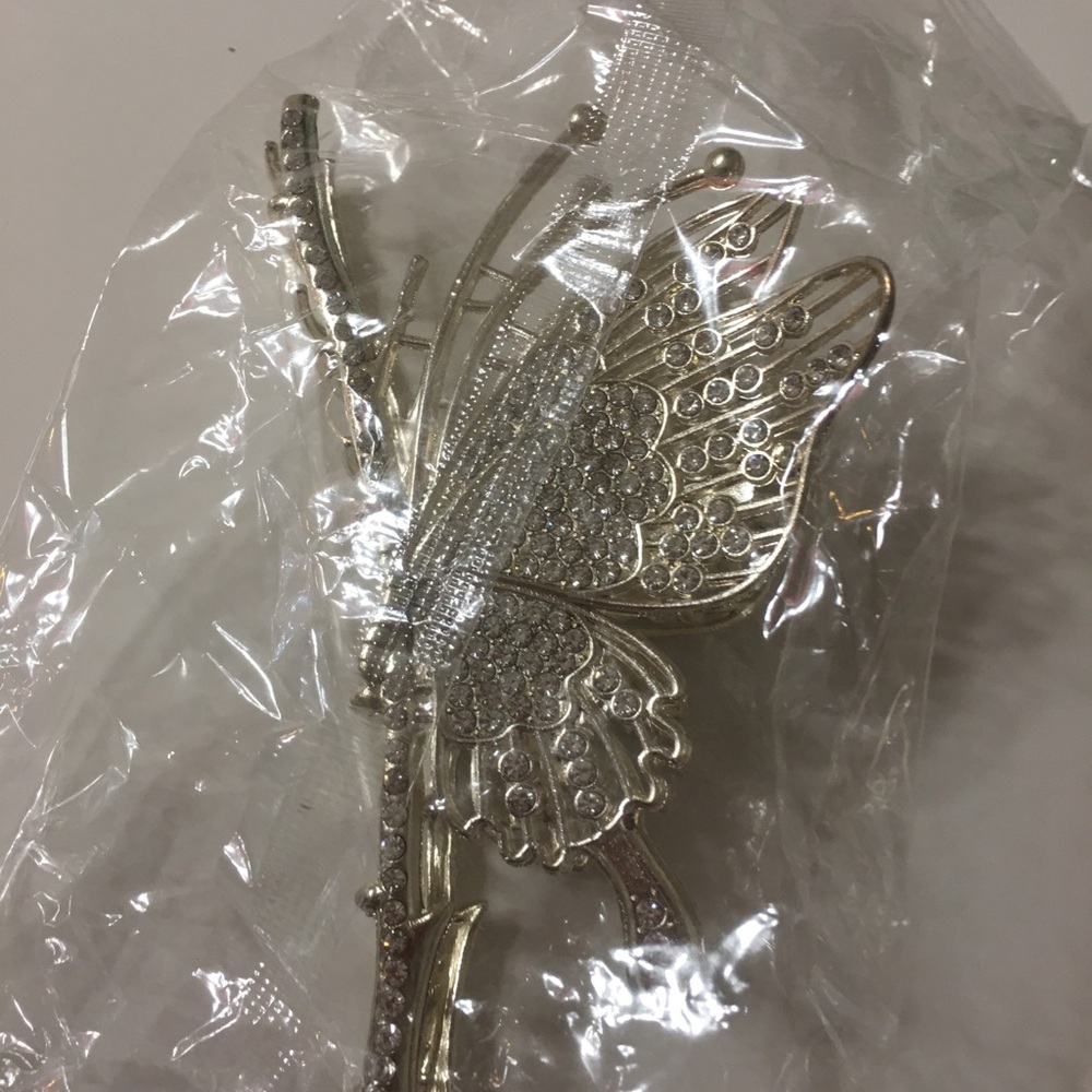 Butterfly claw clip for hair accessories
